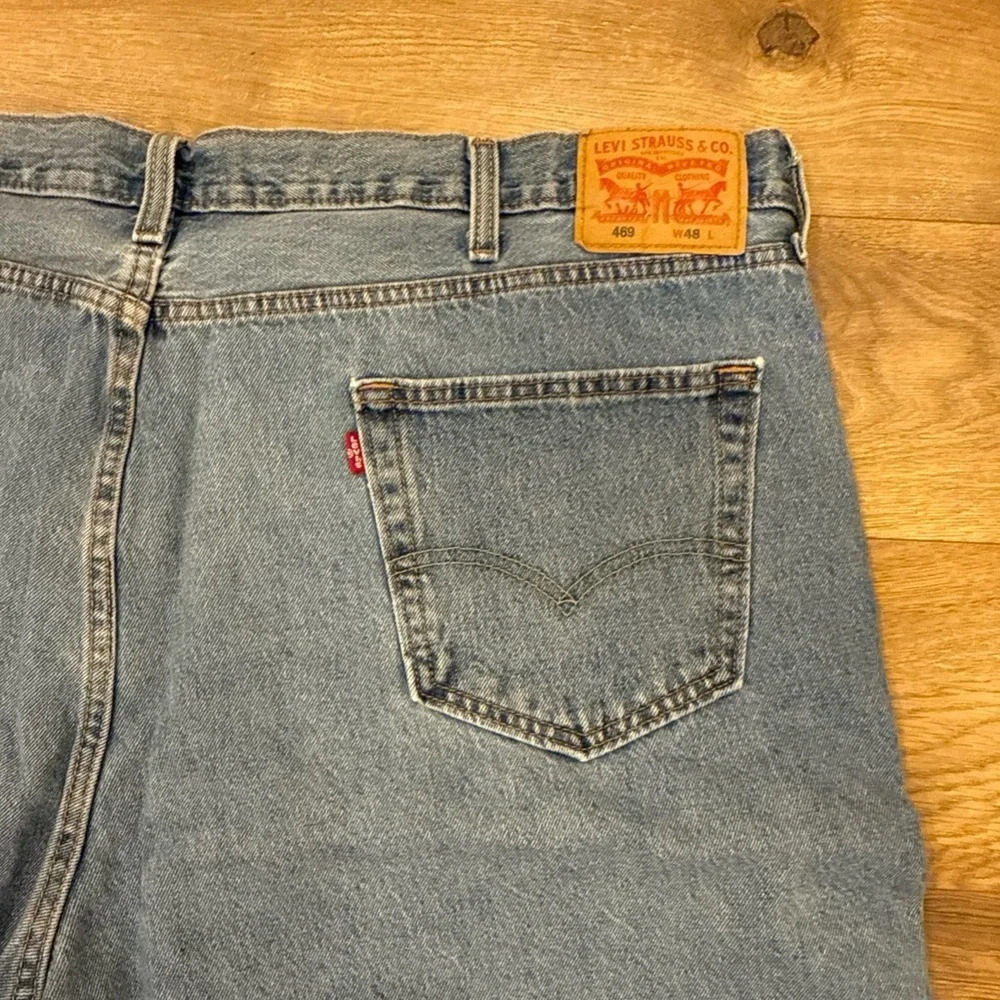 Levi's 469 Loose Fit Denim Shorts Men’s Size 48 Y2K 90s Jorts
